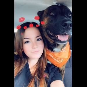 Meet your Posher, Maya